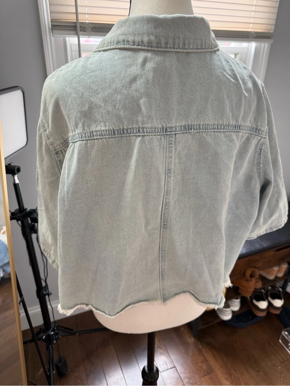 No Boundaries casual cropped
